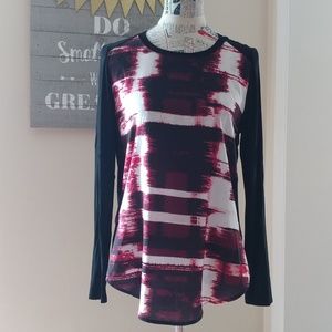 Pink/white/black blouse front t-shirt